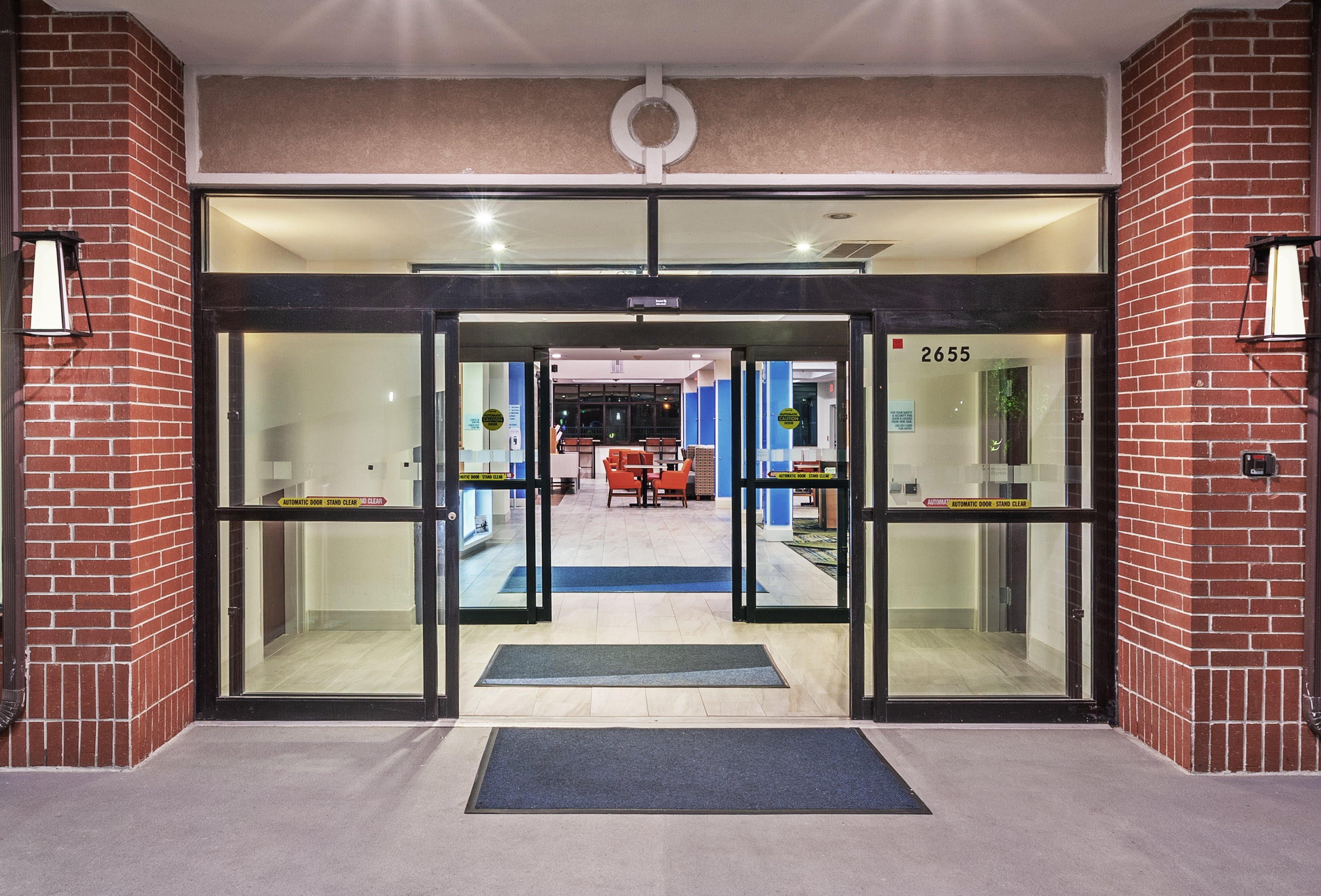 Holiday Inn Express Hotel And Suites Orange, An Ihg Hotel Exterior foto